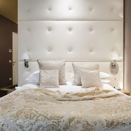 Private Luxury 2* Roma