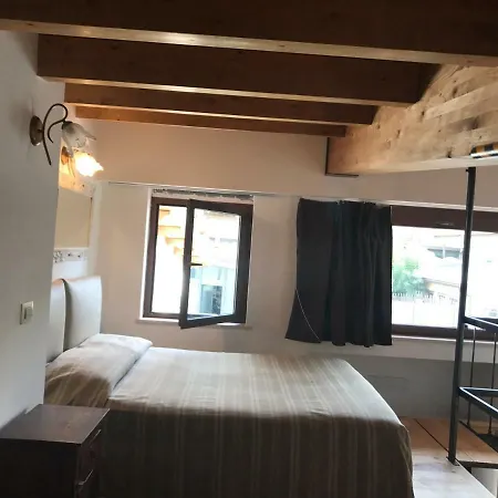 Borghetto Di San Lorenzo Guest house