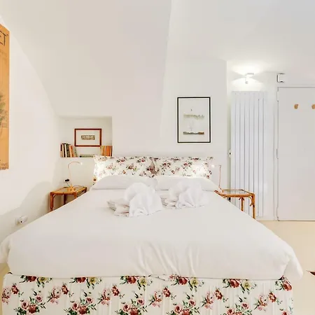 Al Portico 39 With Terrace Apartamento