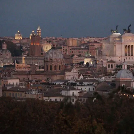 Vatican In The Moonlight Апартаменты