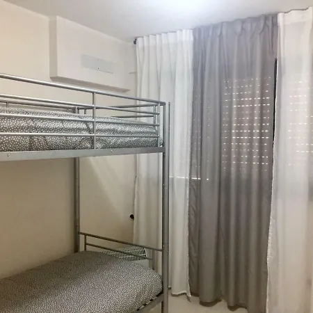 Bed & Breakfast Fashion