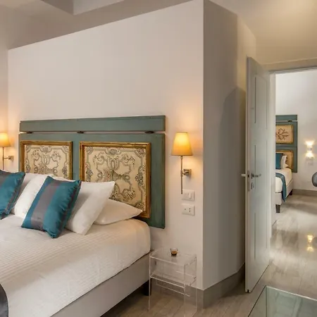 Gcf Luxury Suites, Guest house
