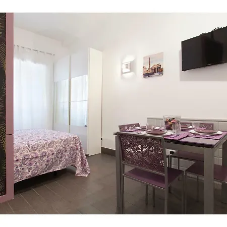 Apartment My Purple Apartment In The Center Of Rome