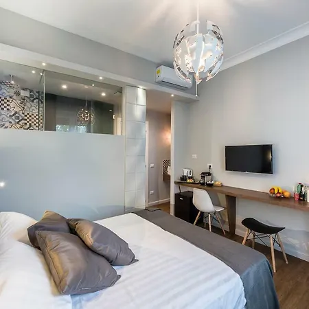 Z-archsuites Řím