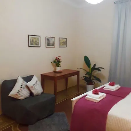 Emi House San Giovanni , Intero - 80 Mq *