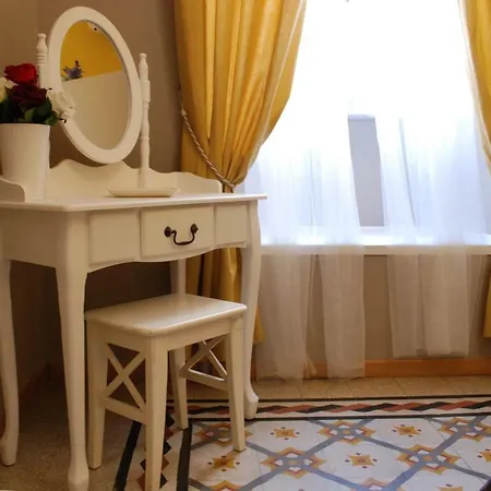 Costantino Primo - St.pietro Apartment Rom