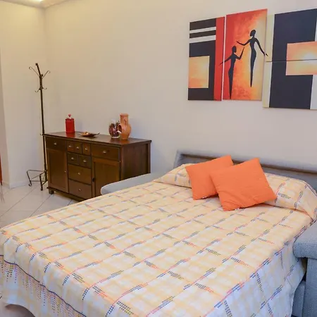 Anagnina Holiday home Rome
