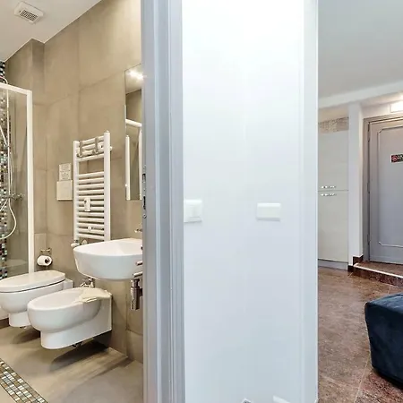 Pandosia Apartment