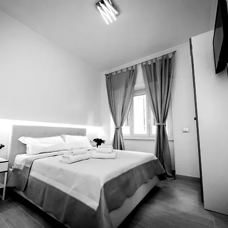 Guest house Mr. Charlie Brown 2*