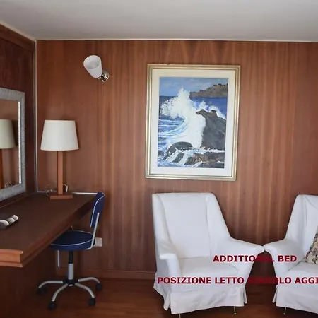 Le Petite Apartment