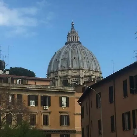 La Casetta Di Manu' A San Pietro * Rome
