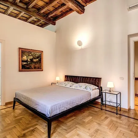 Dimension Trevi Apartment Rome
