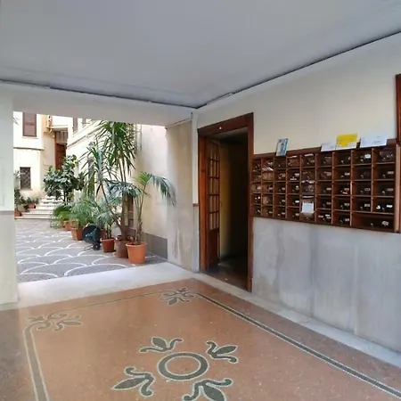Apartment Angoletto Di Trastevere *