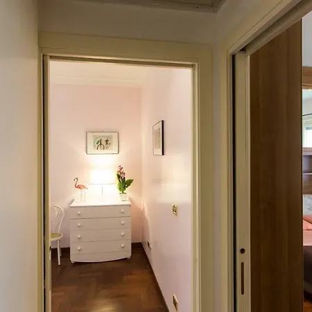 Apartment In Ponte Milvio