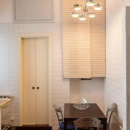 Apartment In Ponte Milvio