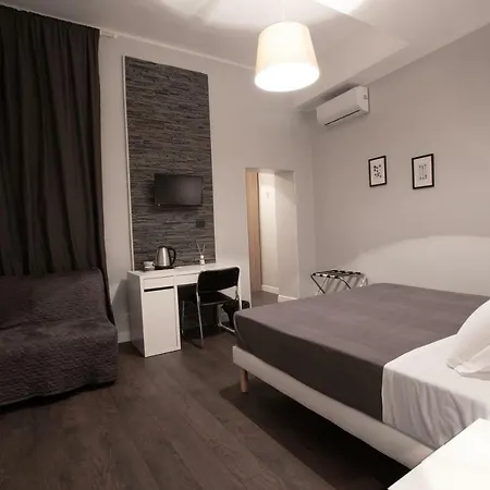 Maribea Center Nocleg ze śniadaniem 2*
