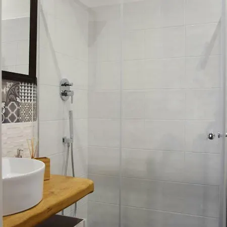 Damiva Bed & Breakfast 3*