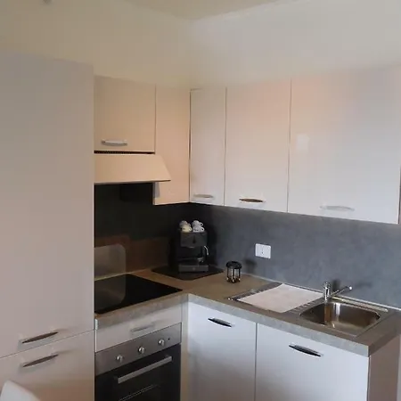 Apartment Silver *