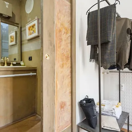 Holidays Alviti Holiday home Rome