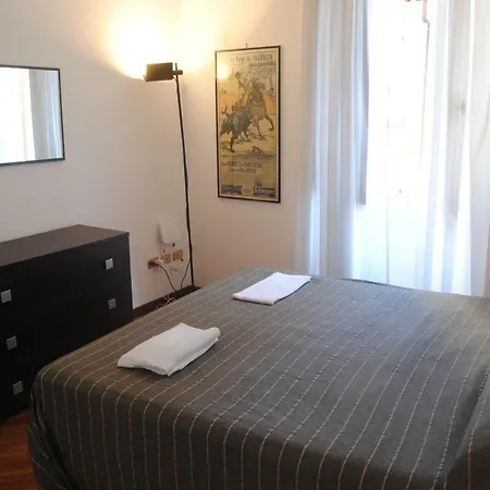 Apartment Pantheon White