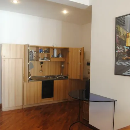 Apartment Pantheon White