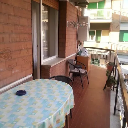 Sweet Apartment *
