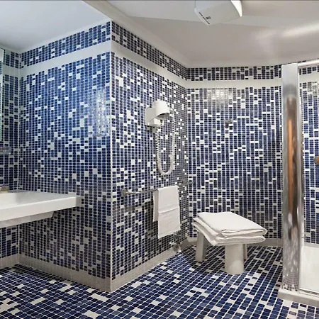 Portoghesi 3* Rome