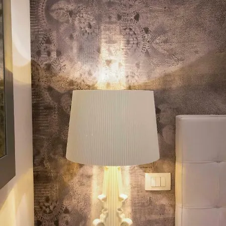 Via Del Corso Apartment Rom
