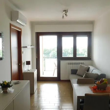 Apartment Silver
