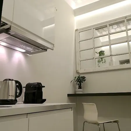 Guest house Luxury Near Colosseum 2*