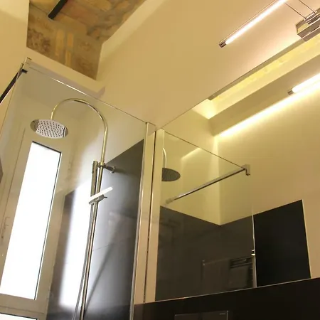 Luxury Near Colosseum 2* Rome