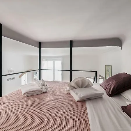Sleep In The Clouds Near Piazza Navona *