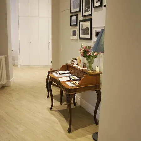 Roman Suite Guest House Bed & Breakfast Roma