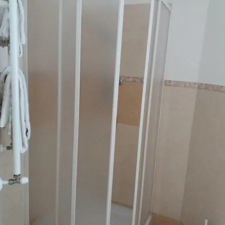 B&B Glicini 2*