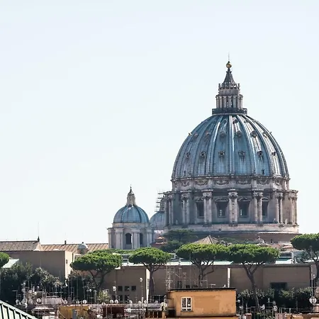 Expeditus Vatican Luxury Saint Peter's View Apartment Rome