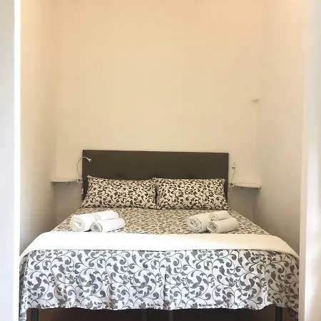 Apartment Casa Aura 15 *