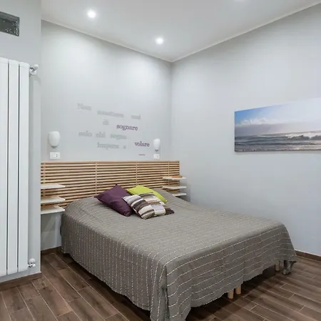 Central Cornelia Apartment