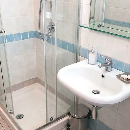 Central San Giovanni Apartment