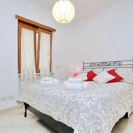 Dodo' Balduina Apartment