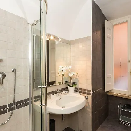Lovely New Home, Via Nazionale Holiday home Rome