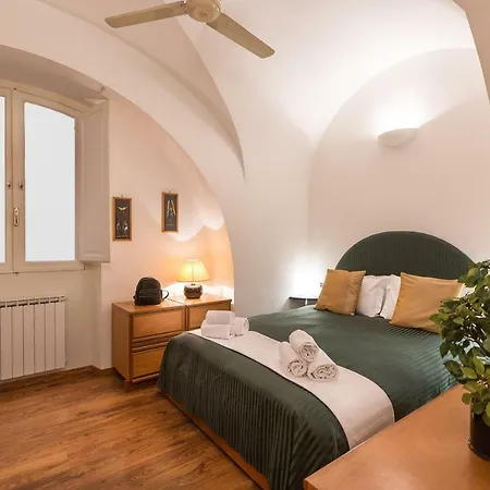 Lovely New Home, Via Nazionale Rome