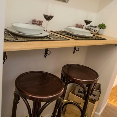 Amazing Trevi Fountain Apartment *