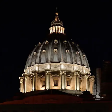 San Pietro Moonlight Luxury Daire Roma