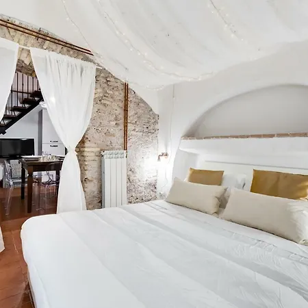 Loveromeapartments Campo De Fiori, Vatican Apartment *
