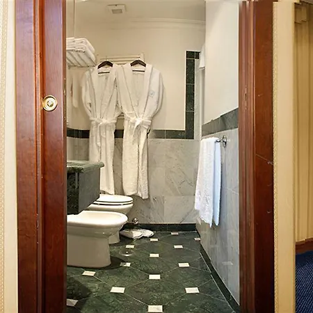 Hotel Exe International Palace