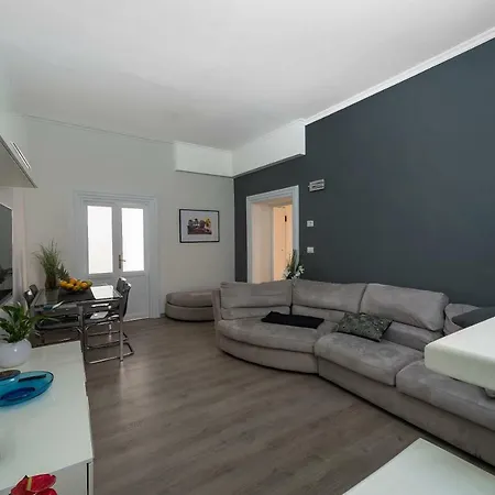 Spanish Steps 3 Bedrooms Cozy,elegant And *