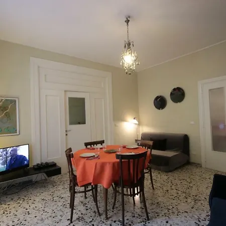 Pacelli Apartment *
