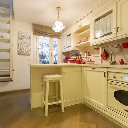 Pantheon Romantic Loft * Rzym