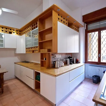 Carducci Luxury Apartamento *