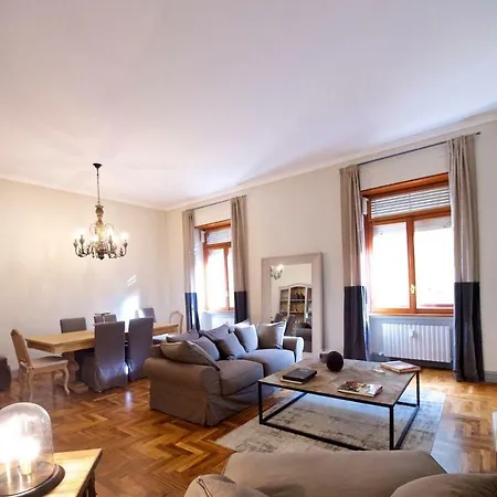 Carducci Luxury